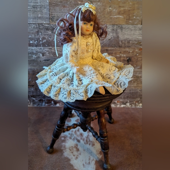 Vintage Porcelain Doll With Brown Curly Long Hair and Blue Eyes - Picture 7 of 12